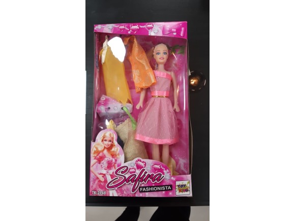 BONECA SAFIRA FASHIONISTA C/ MAIS 4 VESTIDOS